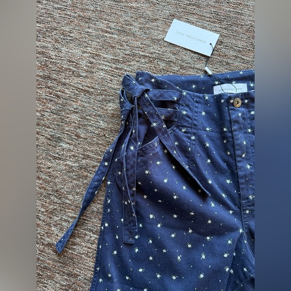 SOMETHING NAVY Sydney Side Tie Barrel Leg Denim Pants - Navy Floral Size 8 - Picture 5 of 11